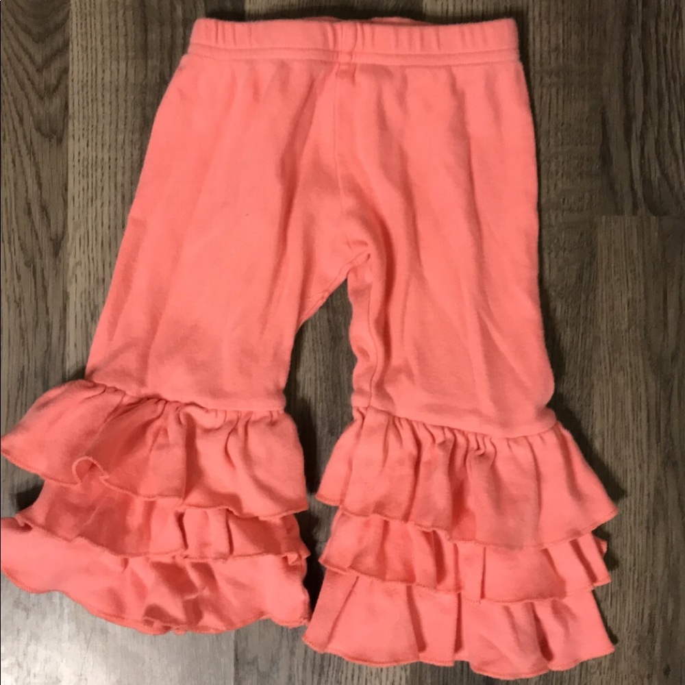 Ruffle pants